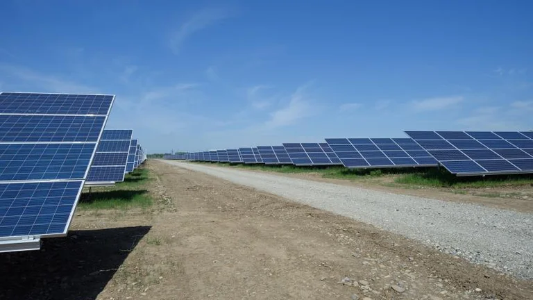 Глава Адыгеи обсудил с инвесторами этапы запуска мощной солнечной электростанции